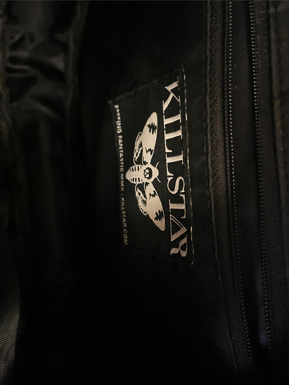 Killstar Black Patent Pumpkin Face Handbag with Cream Accents - Picture 2 of 3